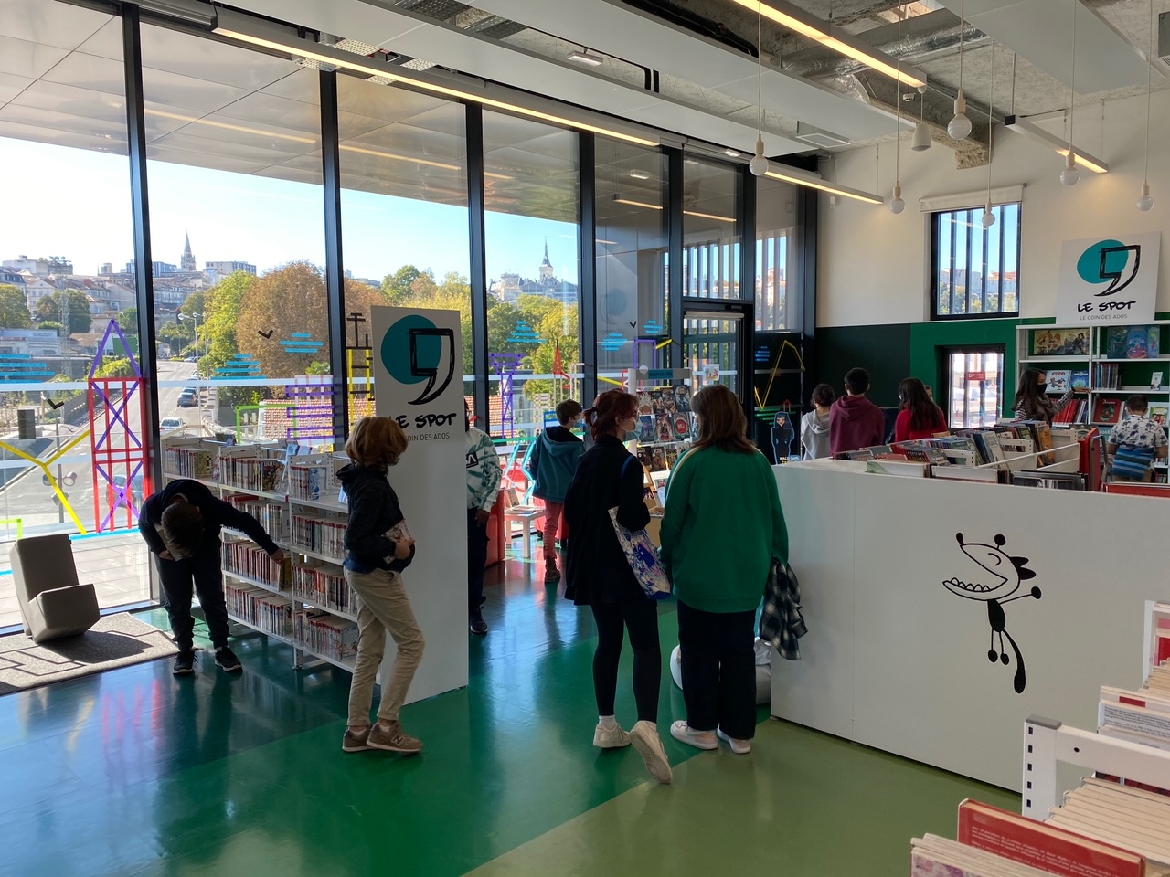 Du nouveau au CDI - Collège Anatole France Angoulême - 05 45 95 15 01