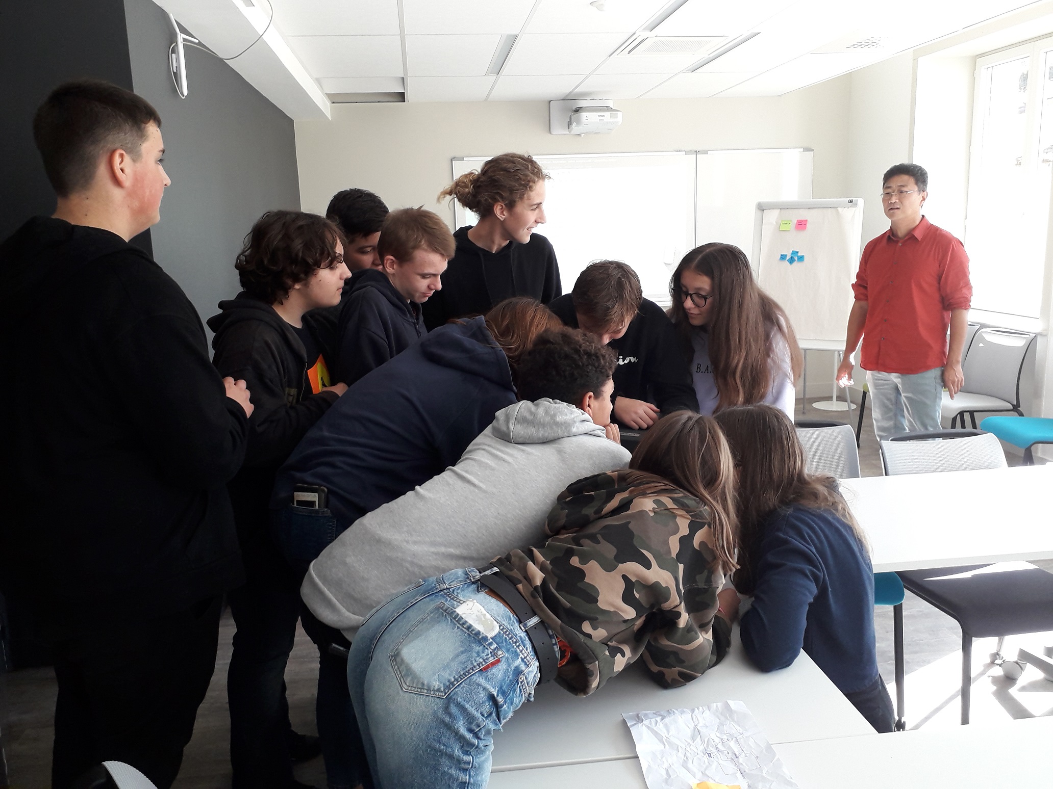 Les 3A à la découverte des métiers de demain! - Collège Antoine de Saint-Exupéry de Brioux-sur ...