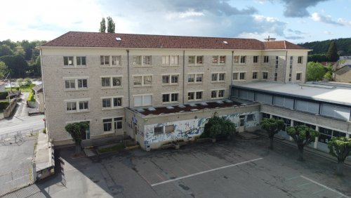 1739783561940