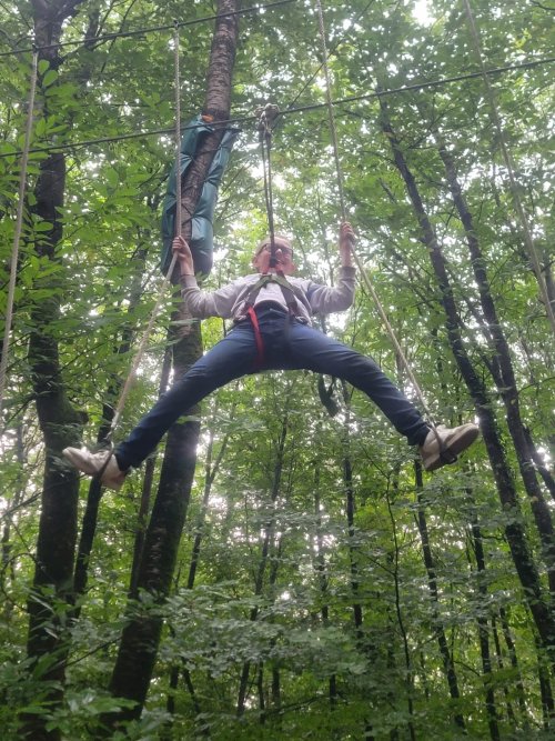 41506f92-277c-440c-b725-bcb27e4f2e0a